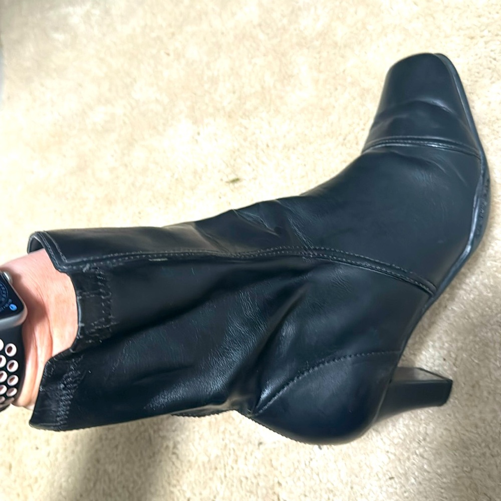 Black short boots